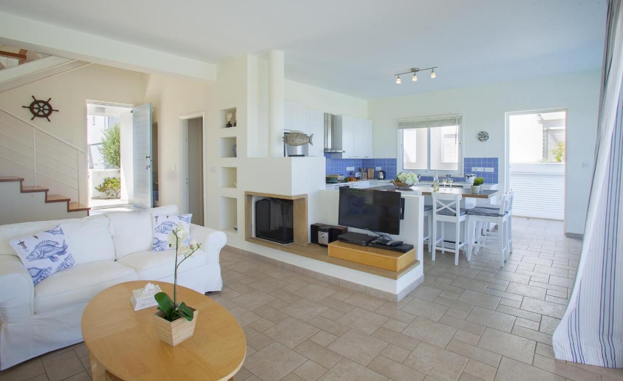 Protaras Seafront Villa Melissa Bagian luar foto